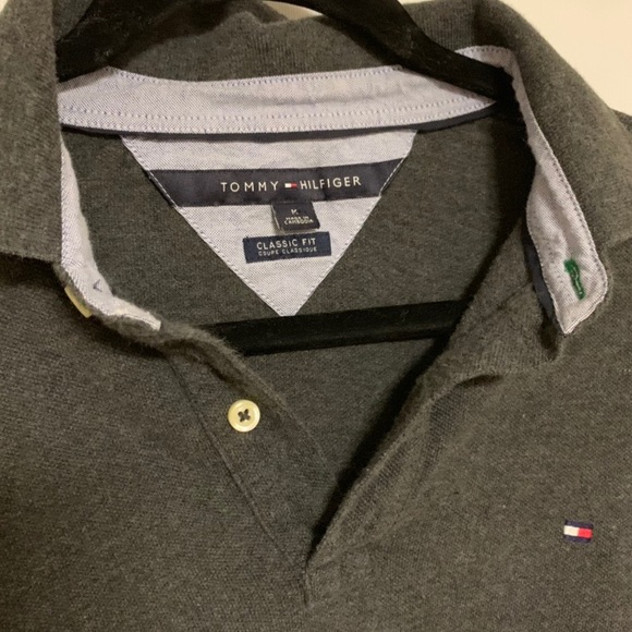 Tommy Hilfiger Quarter Button Up Sweater - Picture 2 of 2